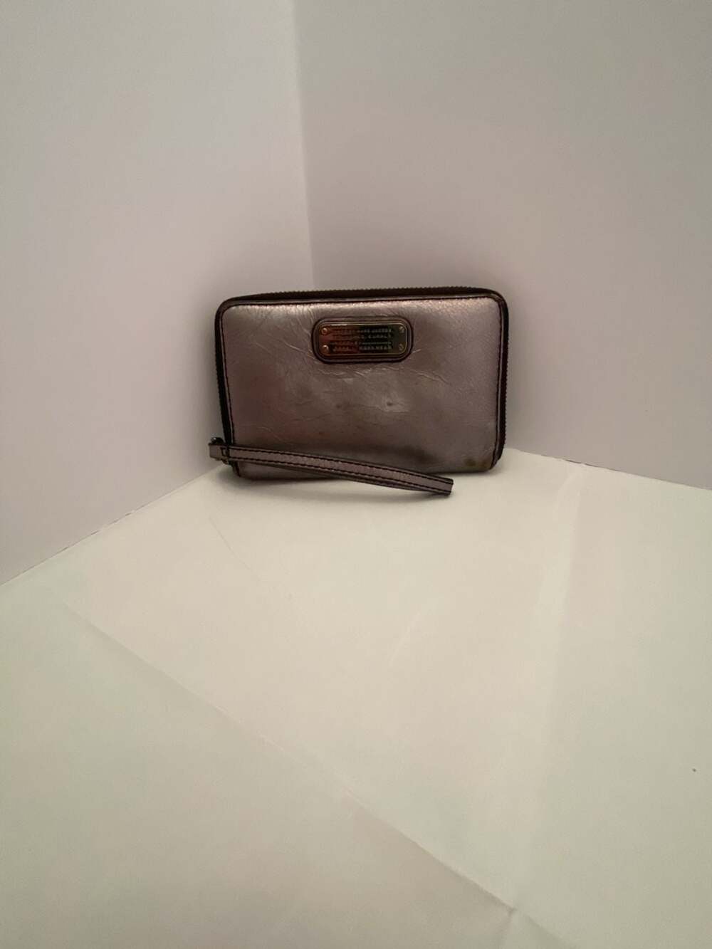 Marc by Marc Jacobs Metallic Silver Zip-Around Wristlet Wallet